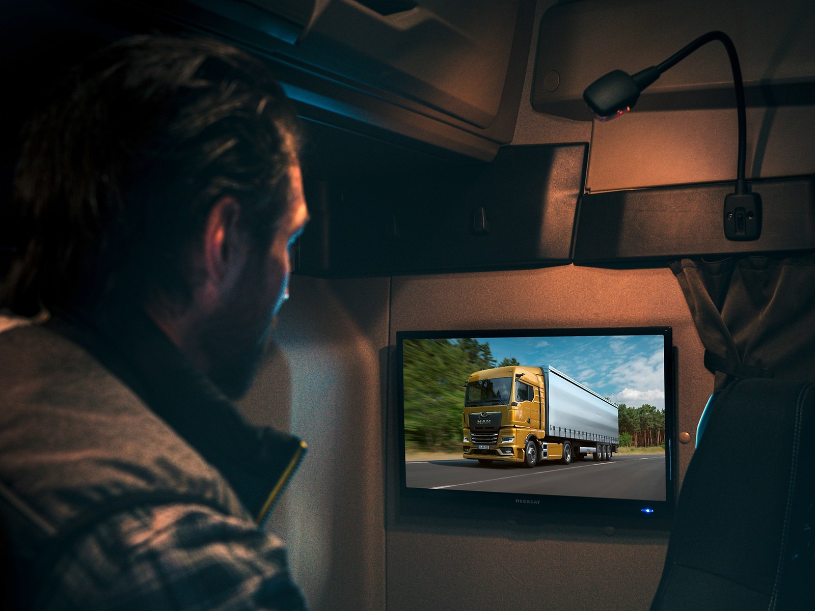 Camiones MAN TGS Ecuador - Sistema de gestión de baterías de 24 V 2) para un arranque fiable