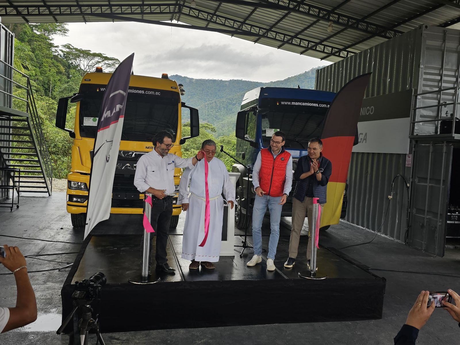 Lanzamiento del primer Taller de MAN en Zamora Chinchipe 04 - MAN Camiones Ecuador